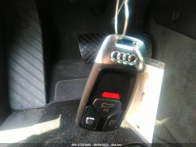 WAUABCF57NA010381 Audi A5 Sportback Premium