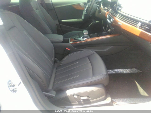 WAUABCF57NA010381 Audi A5 Sportback Premium