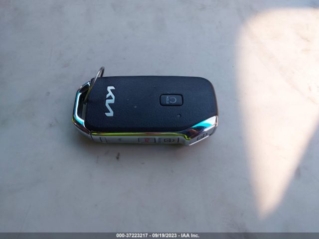 KNDEU2AA3R7501563 KIA SELTOS S