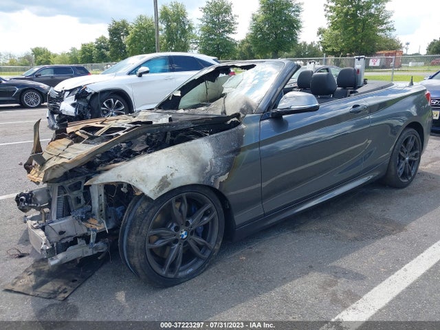 BMW 2 Series M240i 2017 WBA2L1C35HV666858 Image 2