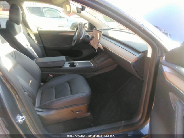 7SAYGDEF2NF561007 Tesla Model Y Performance