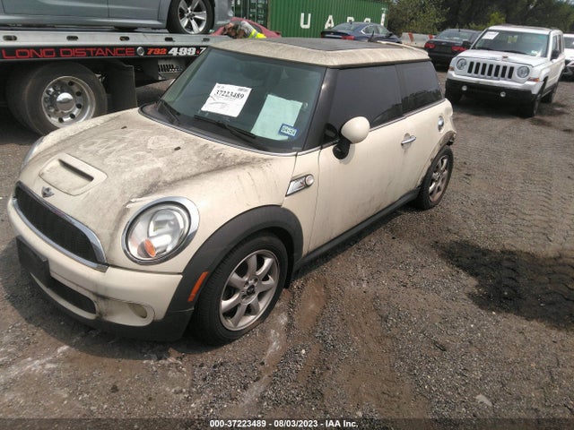 2009 MINI COOPER S WMWMF73529TT94965 Photo 1
