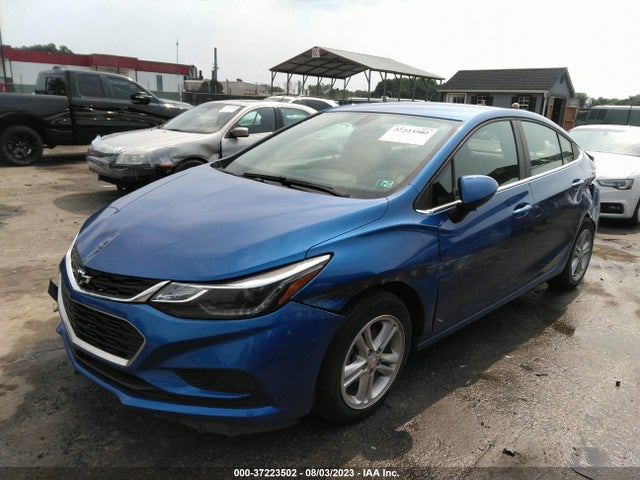 Chevrolet CRUZE LT 2018 1G1BE5SM0J7224829 Image 2
