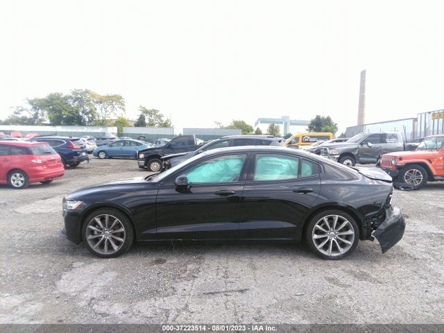 2021 Volvo S60, VIN: 7JR102TZ3MG113448