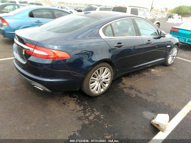 2012 JAGUAR XF SAJWA0HBXCLS53909 Photo 3