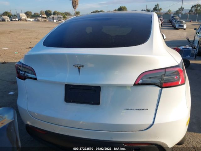 7SAYGDEE1NF447359 Tesla Model Y Long Range