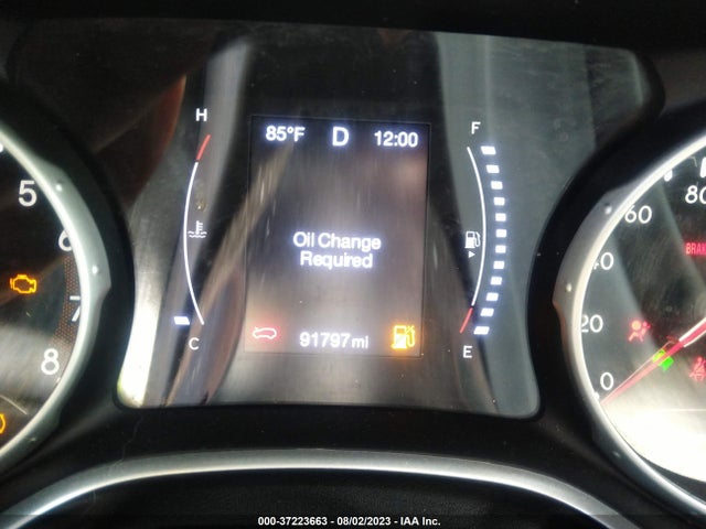 3C4NJDBB7JT252325 Jeep Compass Latitude