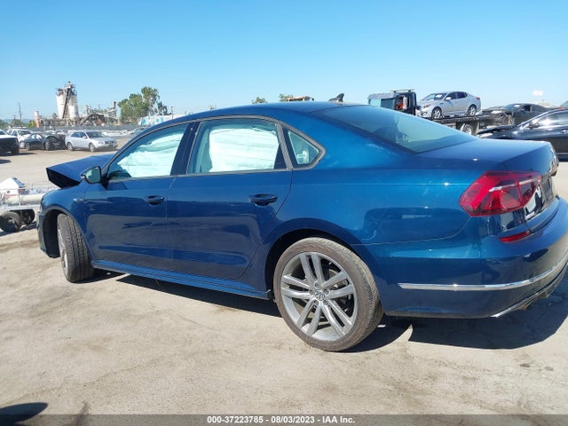 1VWAA7A39JC003186 Volkswagen Passat 2.0t S/r-line