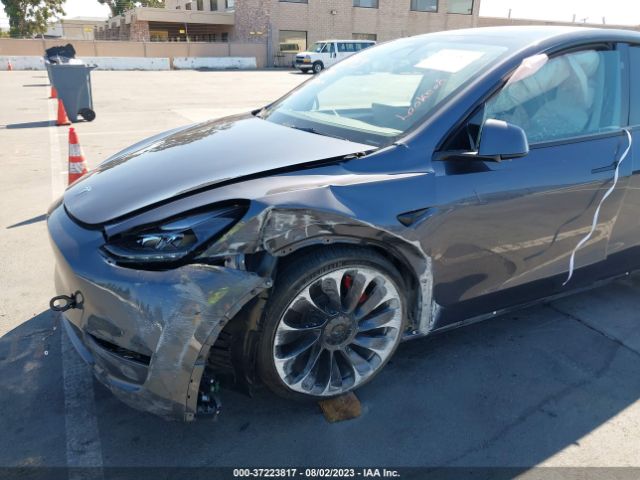 7SAYGDEF7PF790687 Tesla Model Y Performance