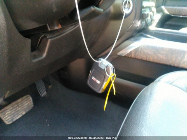 1GTU9FEL7MZ295631 GMC Sierra 1500 Denali