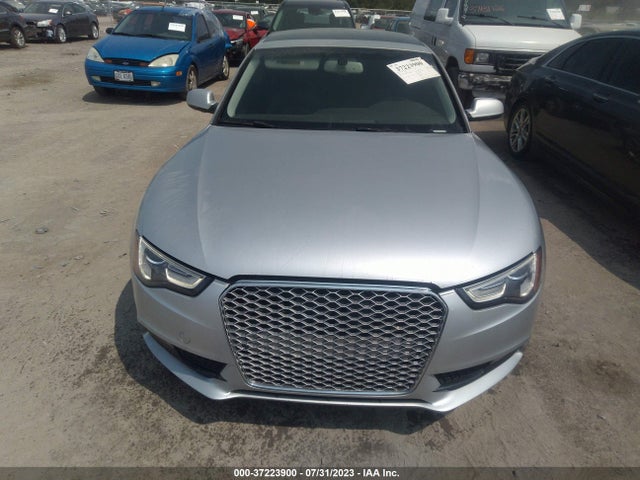 WAURFAFR8EA001266 Audi A5 Premium Plus