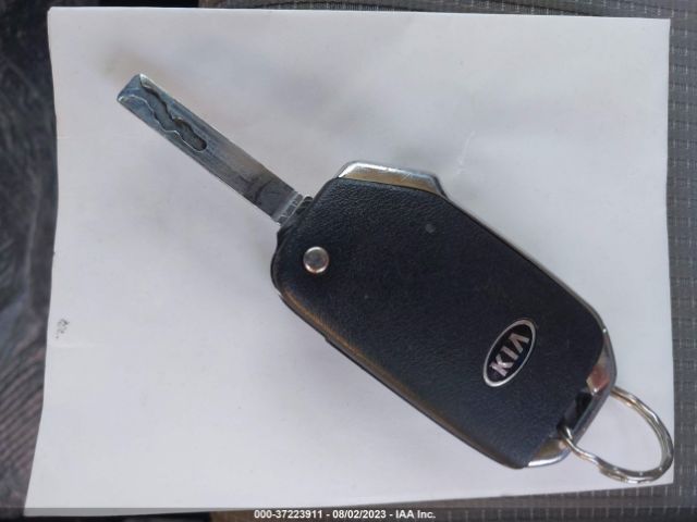 3KPF24AD1LE256253 KIA Forte Lxs