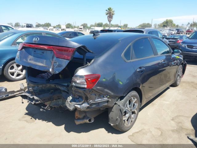 3KPF24AD1LE256253 KIA Forte Lxs