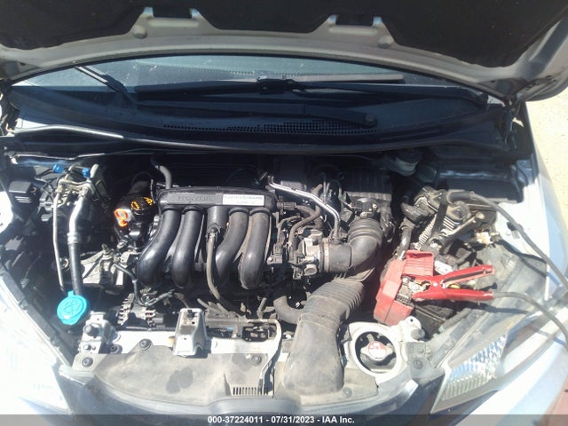 Honda FIT LX 2015 3HGGK5H5XFM706356 Image 11