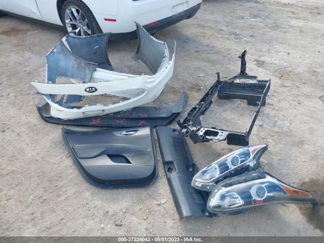 3KPF24AD5LE143633 KIA Forte Lxs