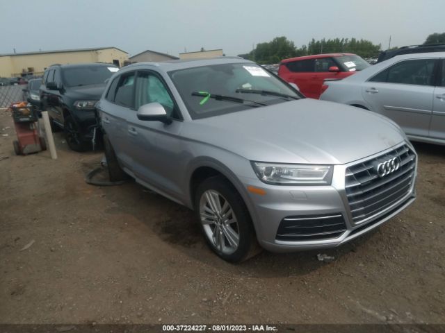 WA1ANAFY0J2245230 Audi Q5 2.0t Tech Premium/2.0t Premium