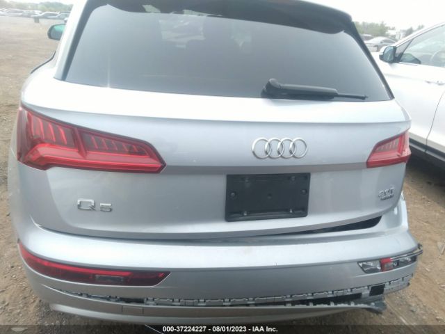 WA1ANAFY0J2245230 Audi Q5 2.0t Tech Premium/2.0t Premium