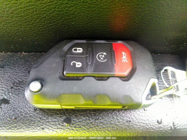 1C4HJXDN8MW566909 Jeep Wrangler Unlimited Sport S