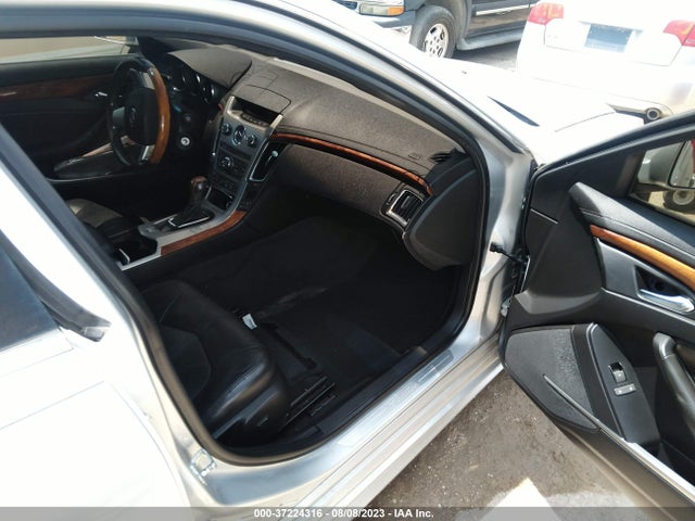 37224316 :رقم المزاد ، 1G6DE5EG1A0118374 vin ، 2010 Cadillac Cts Sedan Luxury مزاد بيع
