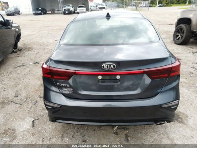 3KPF24ADXME267110 KIA Forte Lxs