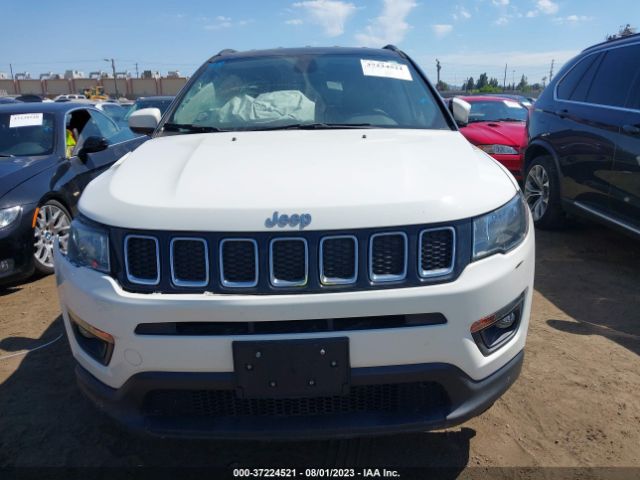 3C4NJCBB2JT140347 Jeep Compass Latitude