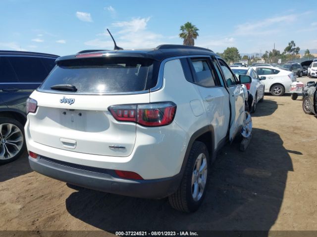 3C4NJCBB2JT140347 Jeep Compass Latitude