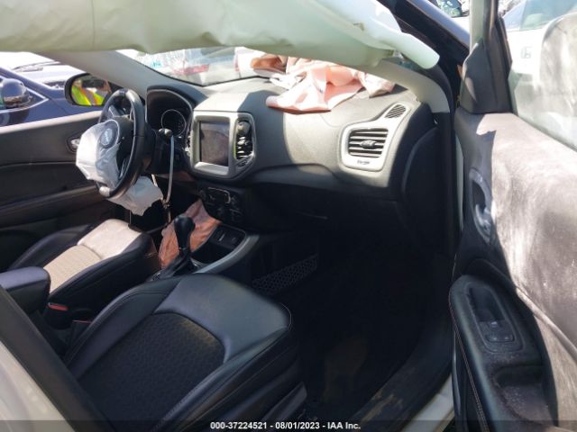3C4NJCBB2JT140347 Jeep Compass Latitude