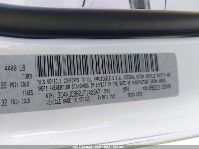 3C4NJCBB2JT140347 Jeep Compass Latitude