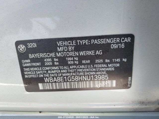 WBA8E1G58HNU13985 BMW 3 Series 320i