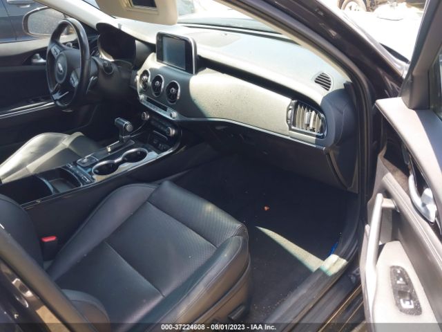 KNAE15LA1K6049404 KIA Stinger Base