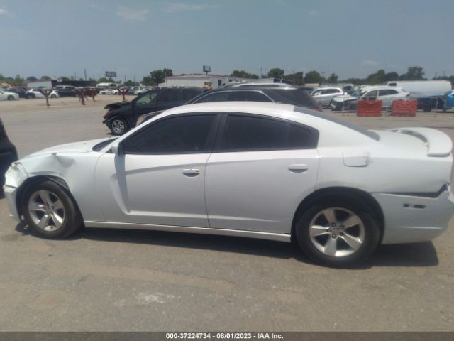 2C3CDXHG3EH339533 Dodge Charger Sxt