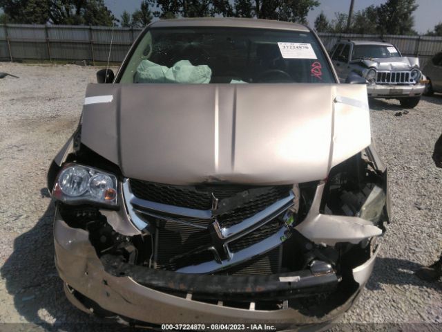 2C4RDGBG3ER380334 Dodge Grand Caravan Se