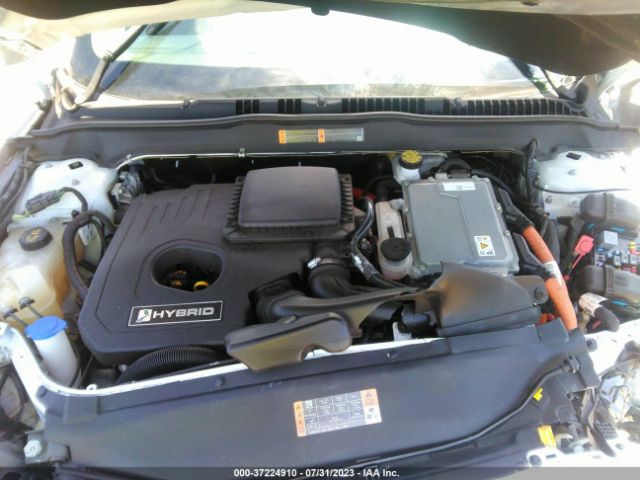 3FA6P0LU4JR242074 Ford Fusion Hybrid Se