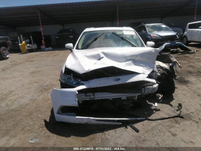 3FA6P0LU4JR242074 Ford Fusion Hybrid Se