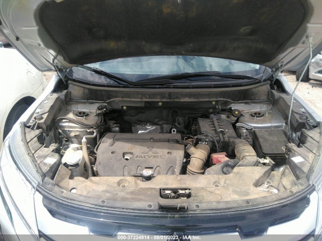 JA4ARUAU3MU015569 Mitsubishi Outlander Sport Se