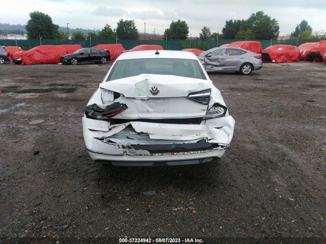 1VWDT7A39HC077600 Volkswagen Passat R-line W/comfort Pkg