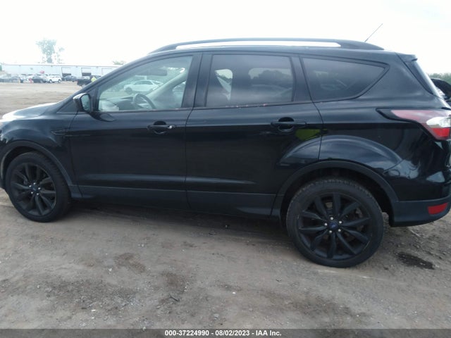 2018 FORD ESCAPE SE VIN: 1FMCU9GD6JUB52059