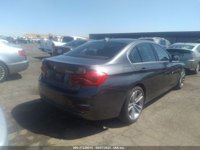 WBA8D9G54JNU72393 BMW 3 Series 330i Xdrive