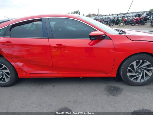 2HGFC2F7XGH561556 Honda Civic Sedan Ex