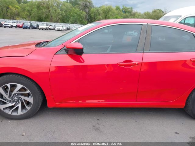 2HGFC2F7XGH561556 Honda Civic Sedan Ex