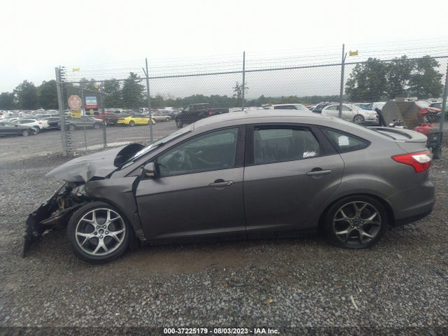 2014 FORD FOCUS SE VIN: 1FADP3F22EL189916