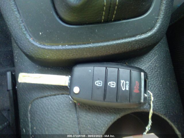 3KPA24AD3ME422820 KIA RIO S