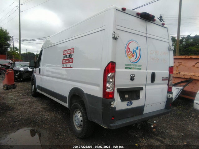 3C6TRVDG3JE114534 RAM Promaster Cargo Van
