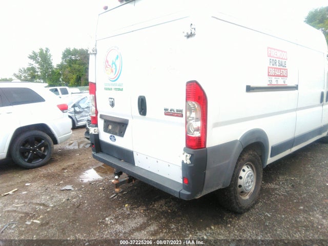 3C6TRVDG3JE114534 RAM Promaster Cargo Van
