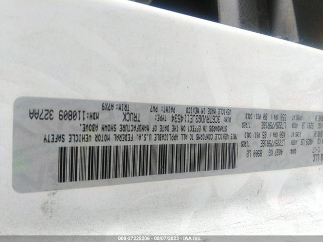 3C6TRVDG3JE114534 RAM Promaster Cargo Van