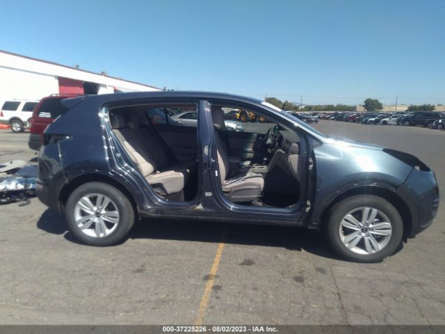 KNDPMCACXH7100087 KIA Sportage Lx