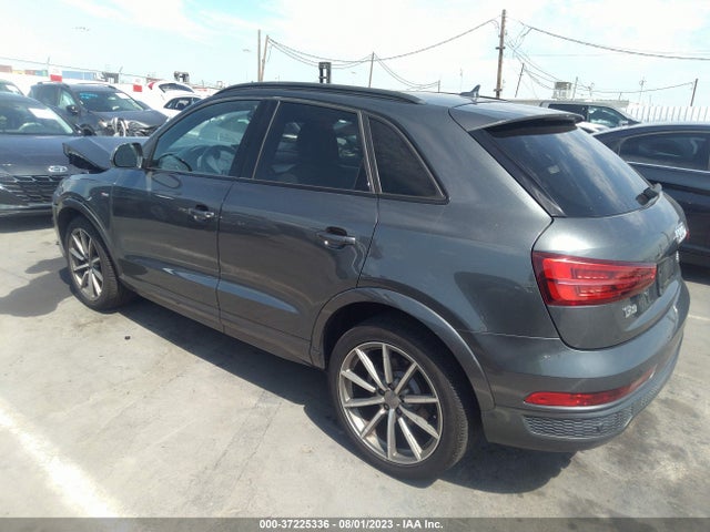 WA1JCCFS9JR009972 Audi Q3 Premium Plus