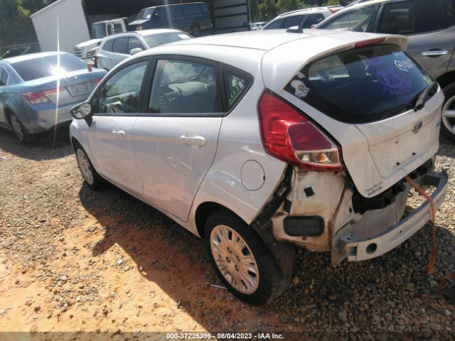 3FADP4TJ9JM143512 Ford FIESTA S