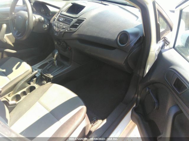 3FADP4TJ9JM143512 Ford FIESTA S