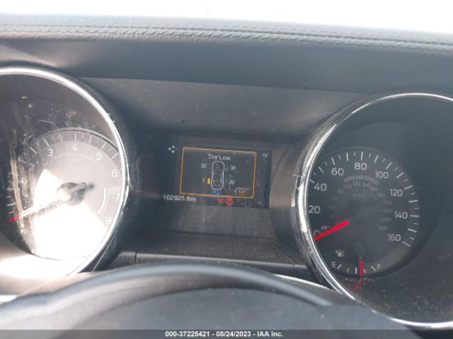 1FA6P8AM7G5261814 Ford Mustang V6